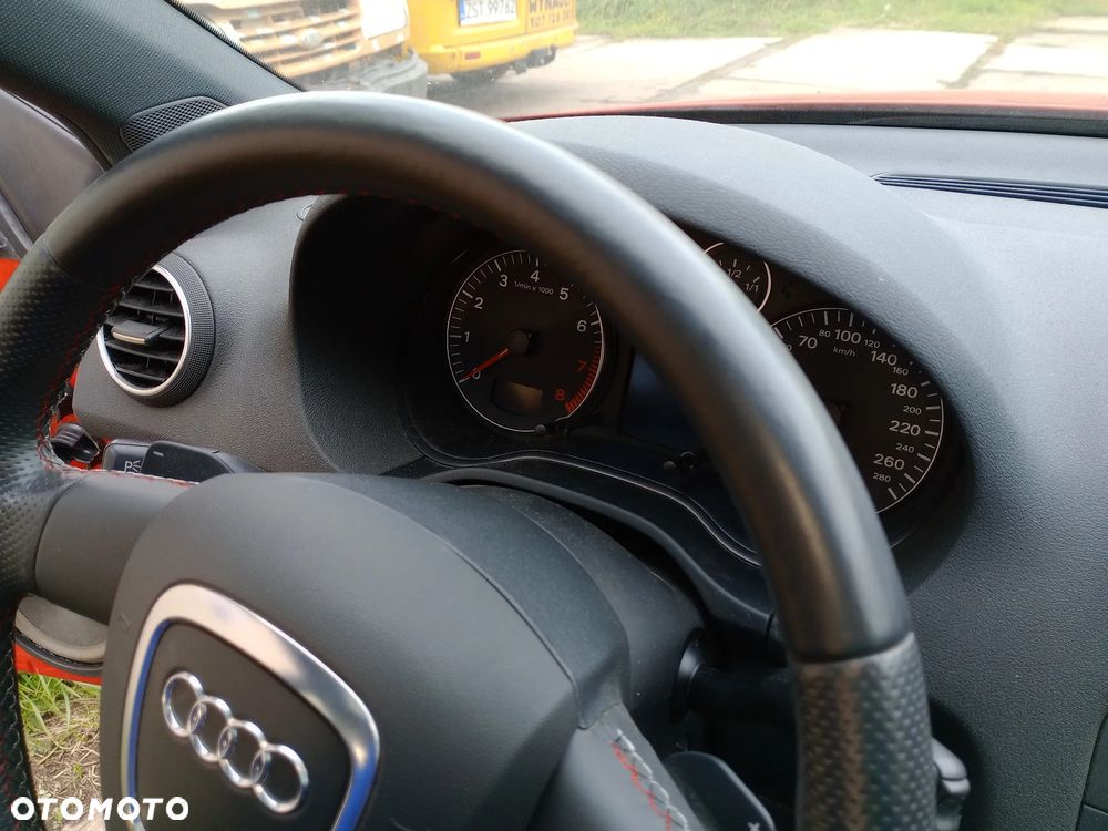 Kierownica Audi A3 Sportback czarna S-Line Stan idealny - 5