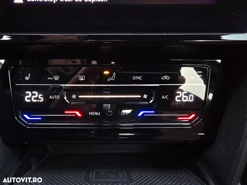 Volkswagen Passat - 11