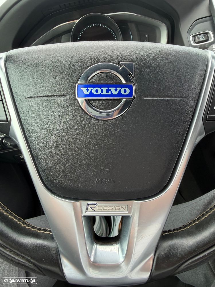Volvo XC 60 2.0 D4 R-Design - 8