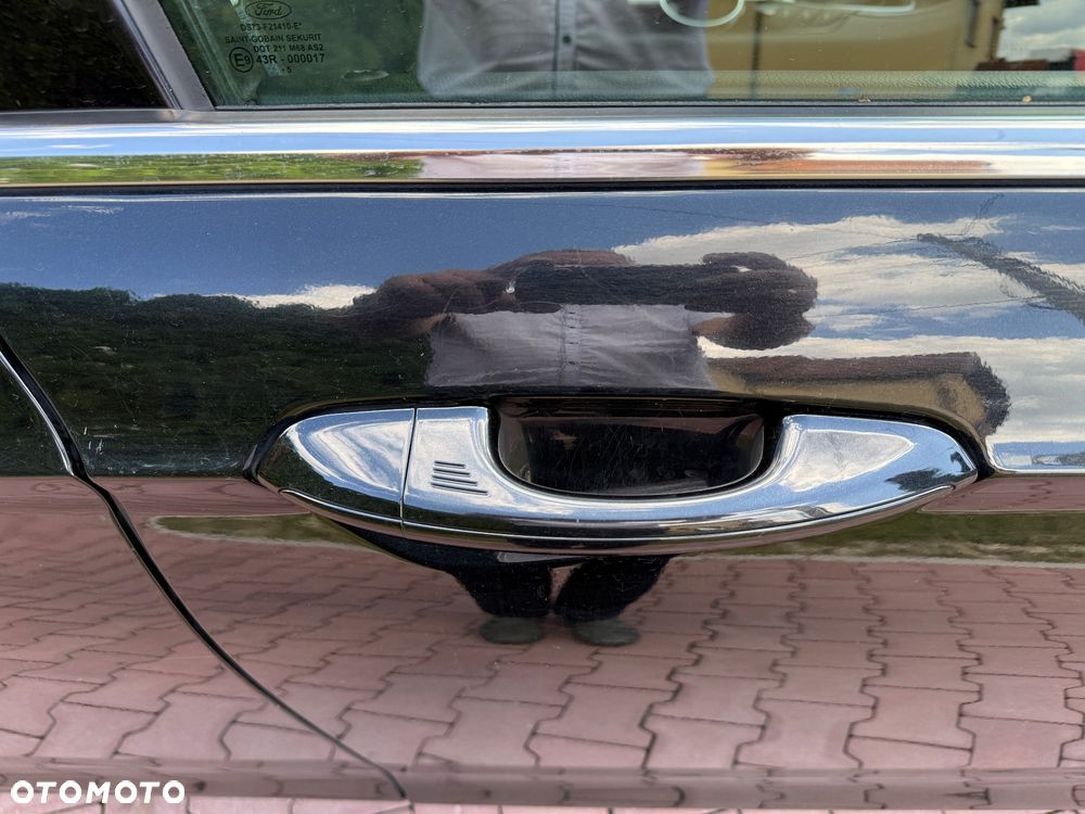 Ford Mondeo 2.0 TDCi Titanium PowerShift - 4