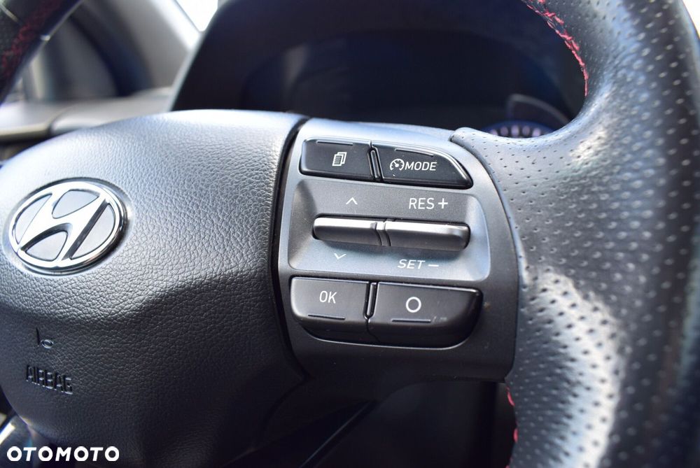 Hyundai Kona - 25