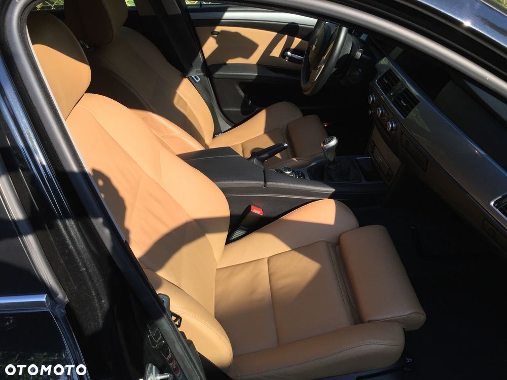 BMW Seria 5 520d - 10