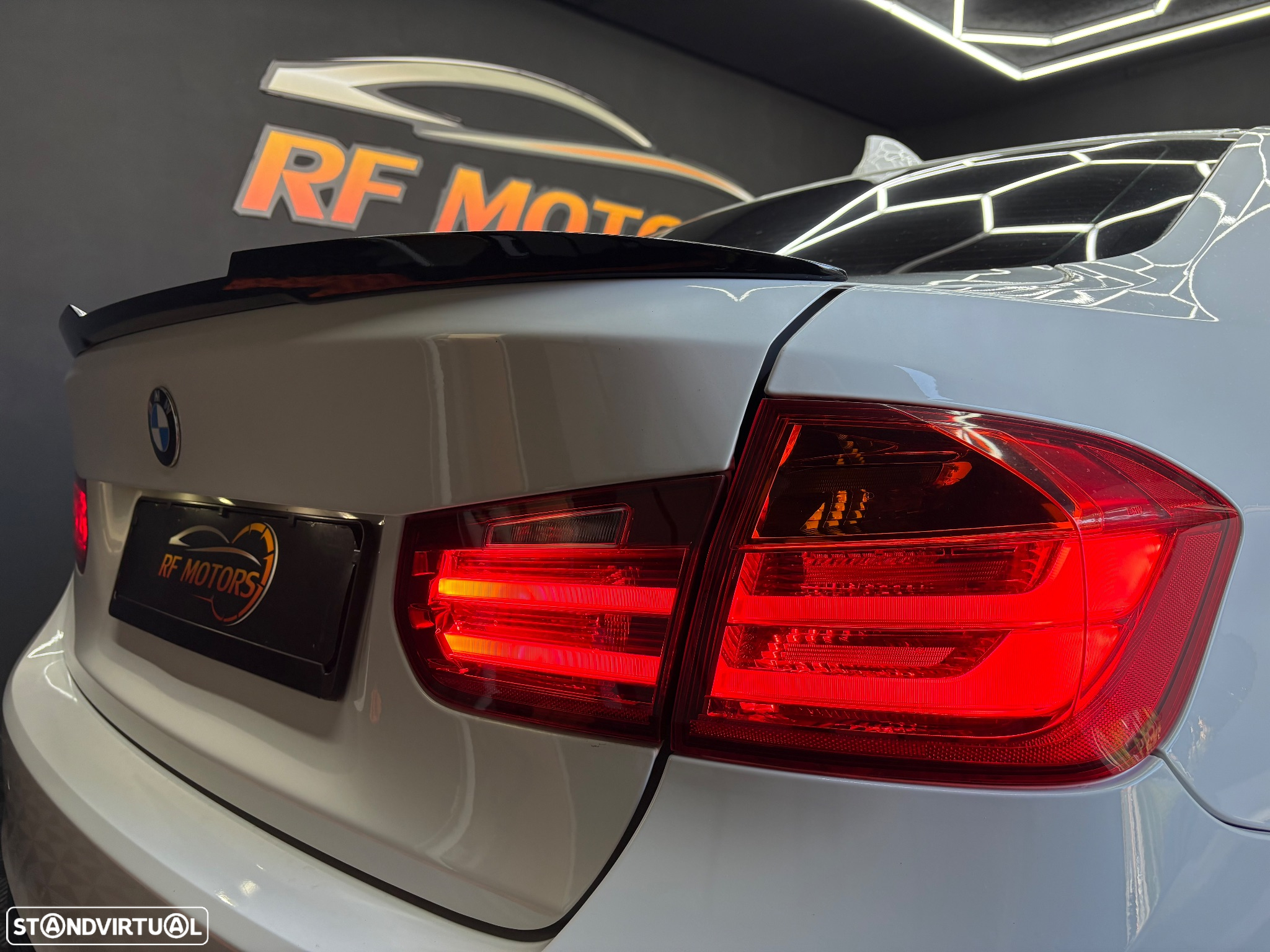 BMW 318 d Line Sport - 49