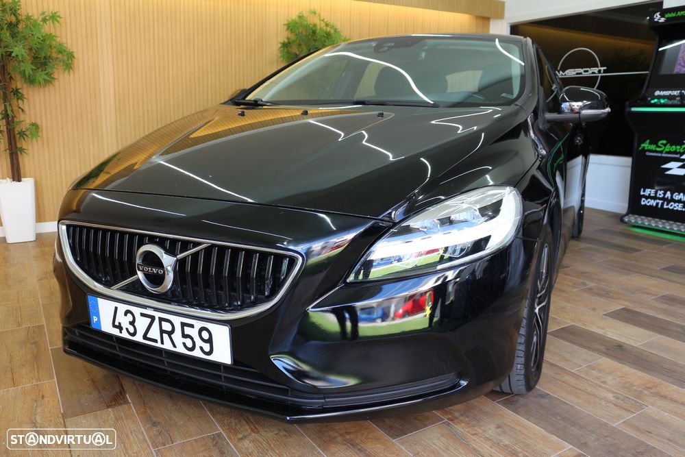 Volvo V40 2.0 D3 Momentum - 9