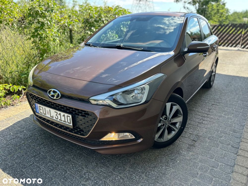 Hyundai i20 blue 1.2 YES Gold - 16