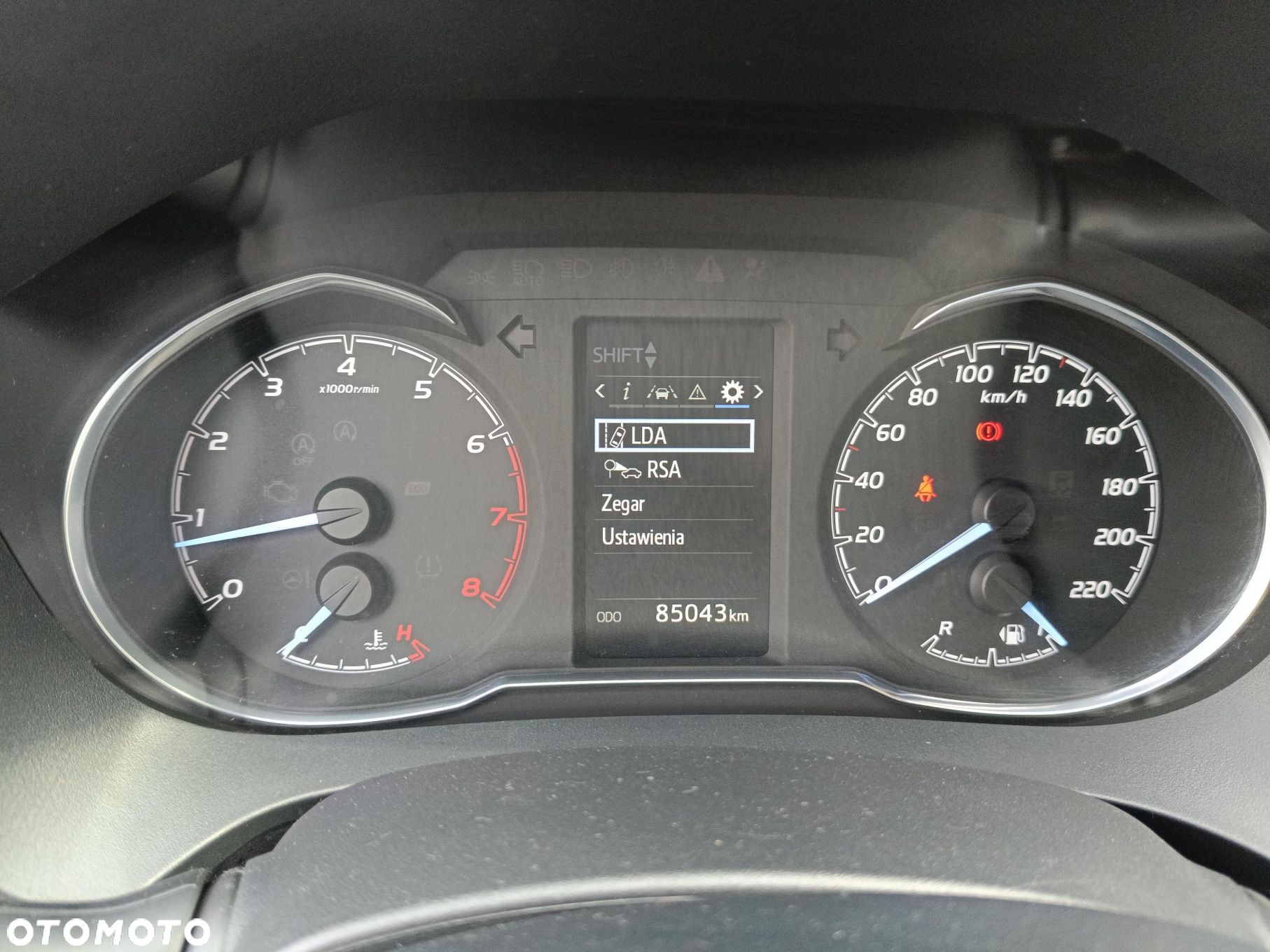 Toyota Yaris - 14