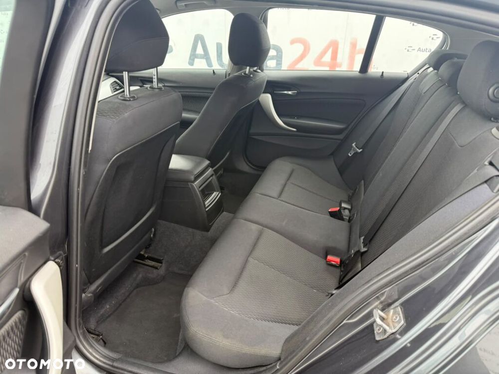 BMW Seria 1 116i - 13