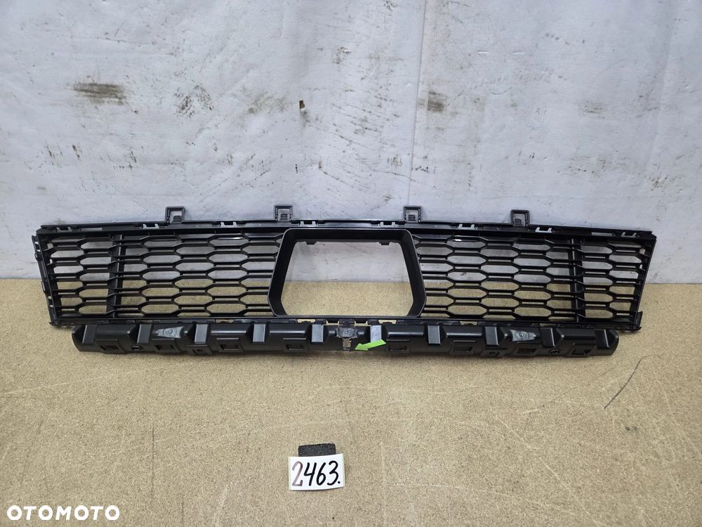 BMW 1 F40 od 19r 51118070491 atrapa kratka zderzaka przód przednia - 1