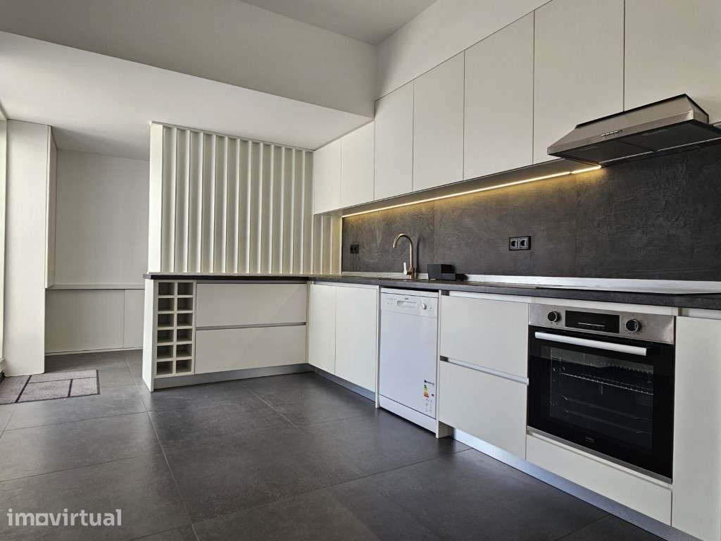 Apartamento T2 - Renovado - para Arrendamento - VILA DAS AVES - Grande imagem: 5/41