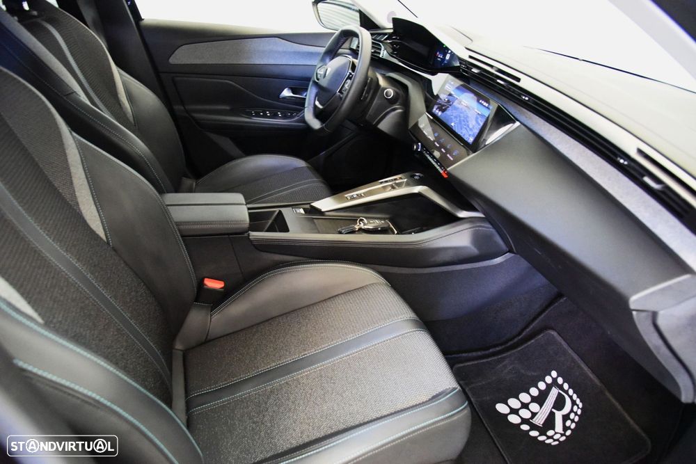 Peugeot 308 SW 1.2 PureTech Allure EAT8 - 28