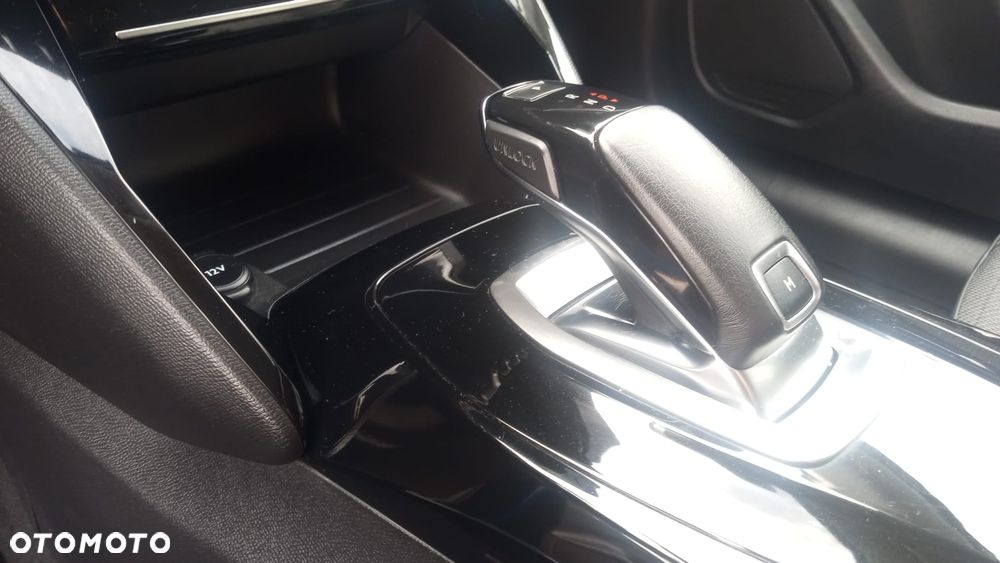 Peugeot 208 PureTech 100 EAT8 Active Pack - 17