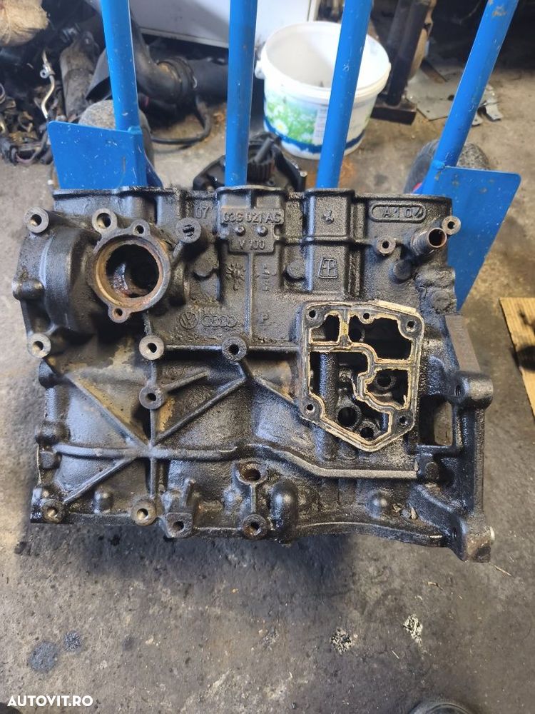 Bloc motor BMP 2.0 tdi 103 kw 140 cp Volkswagen Passat B6 2005-2010 - 5