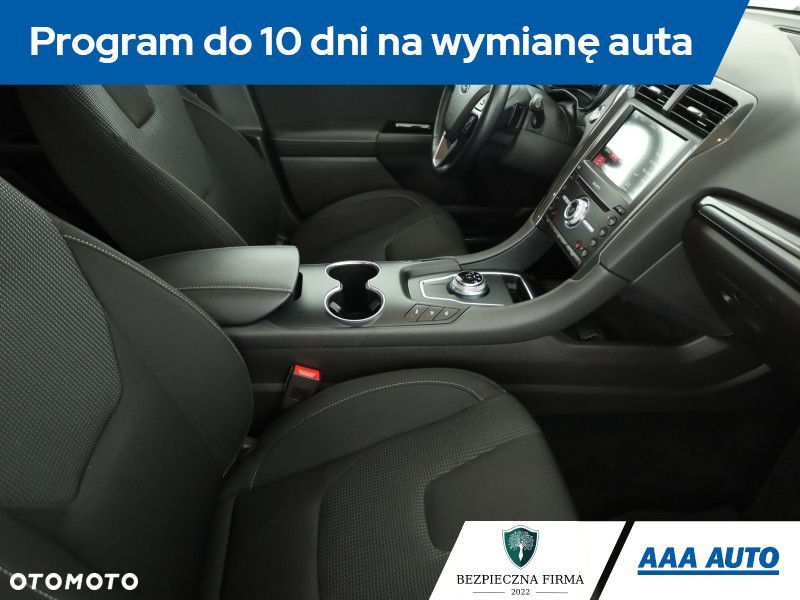 Ford Mondeo - 8
