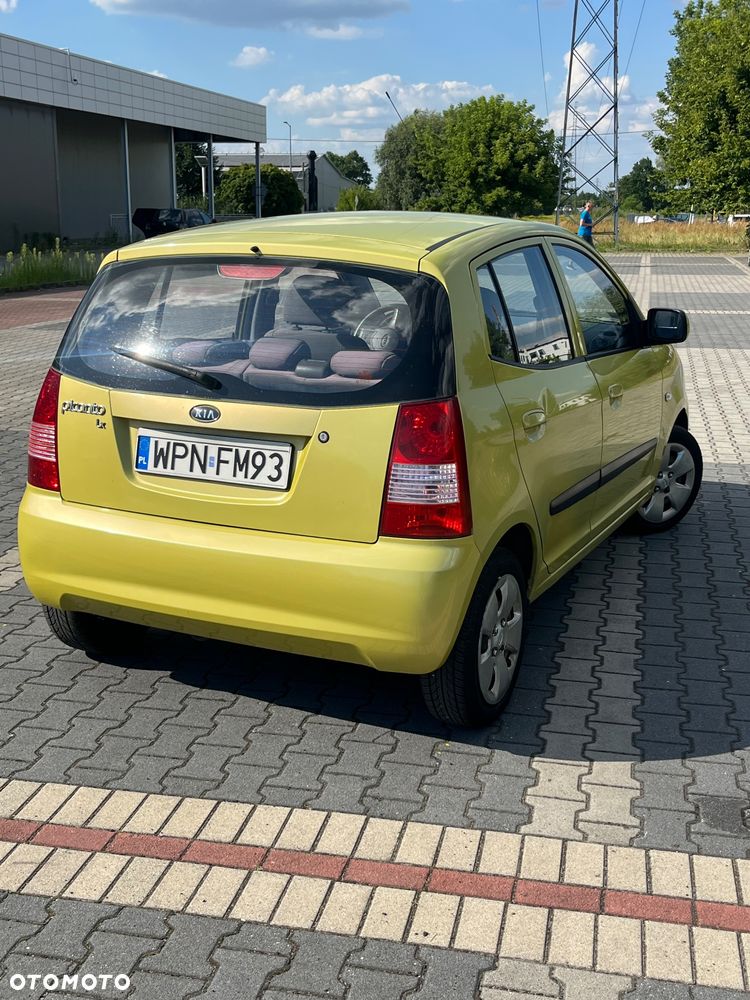 Kia Picanto 1.1 - 12