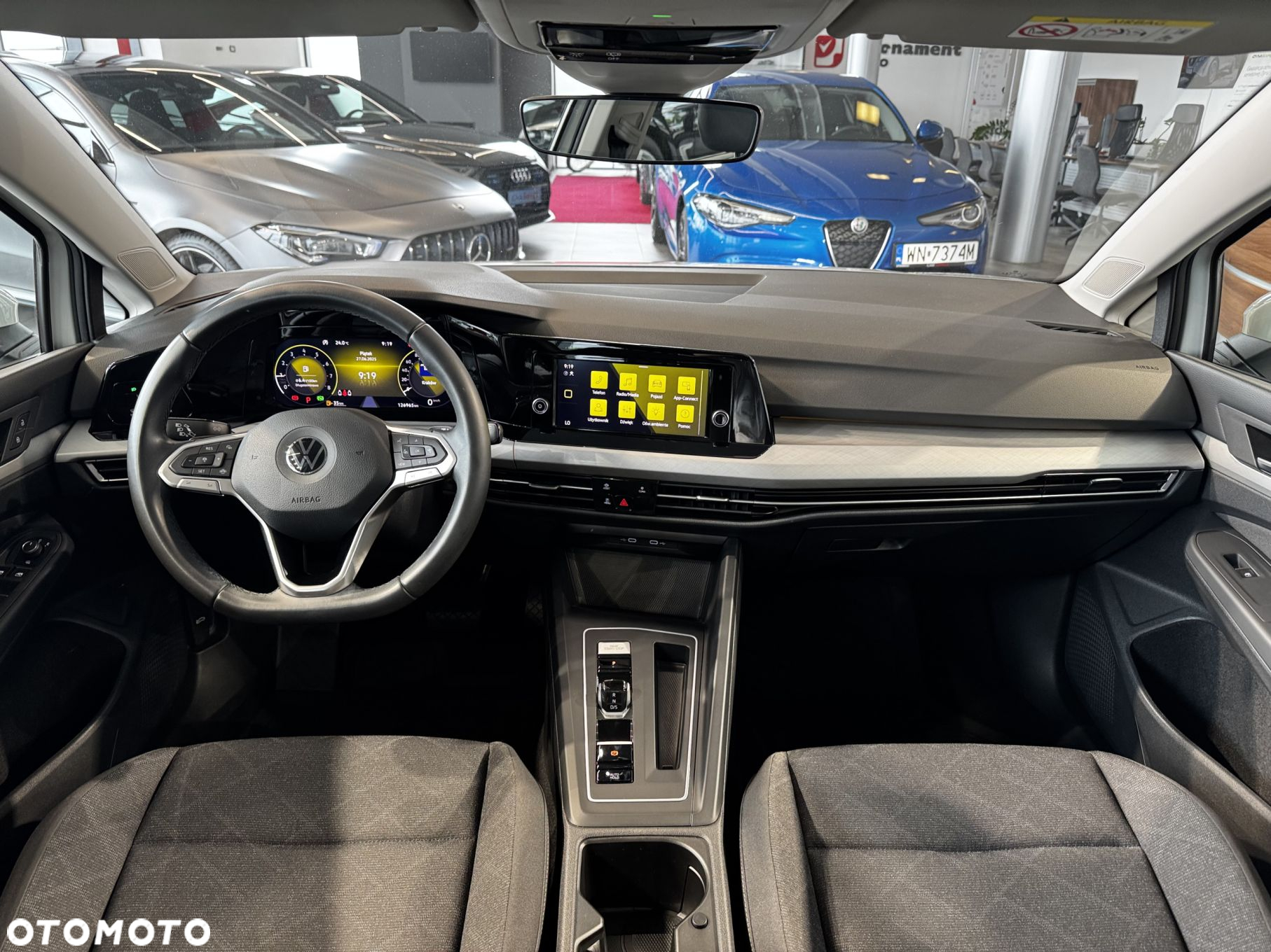 Volkswagen Golf - 16