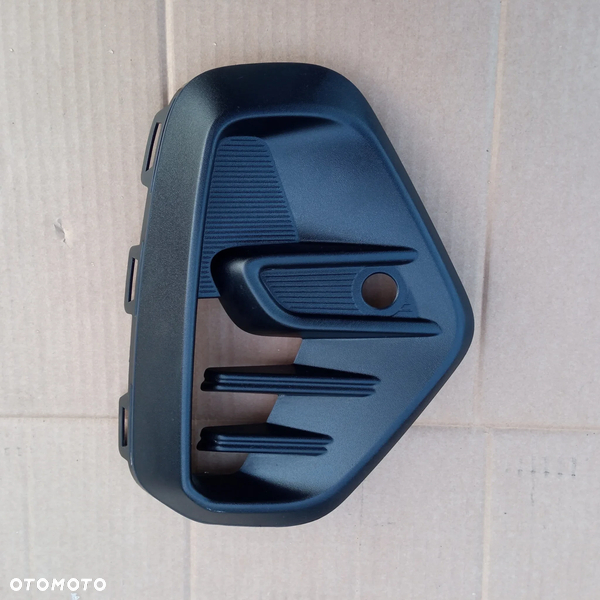 FORD FOCUS IV LIFT PRAWA KRATKA ZDERZAKA NX7B-15A298-U ACTIVE