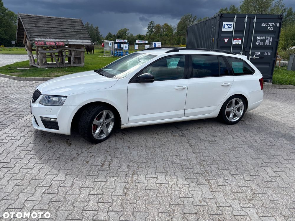 Skoda Octavia 2.0 TSI RS DSG - 17