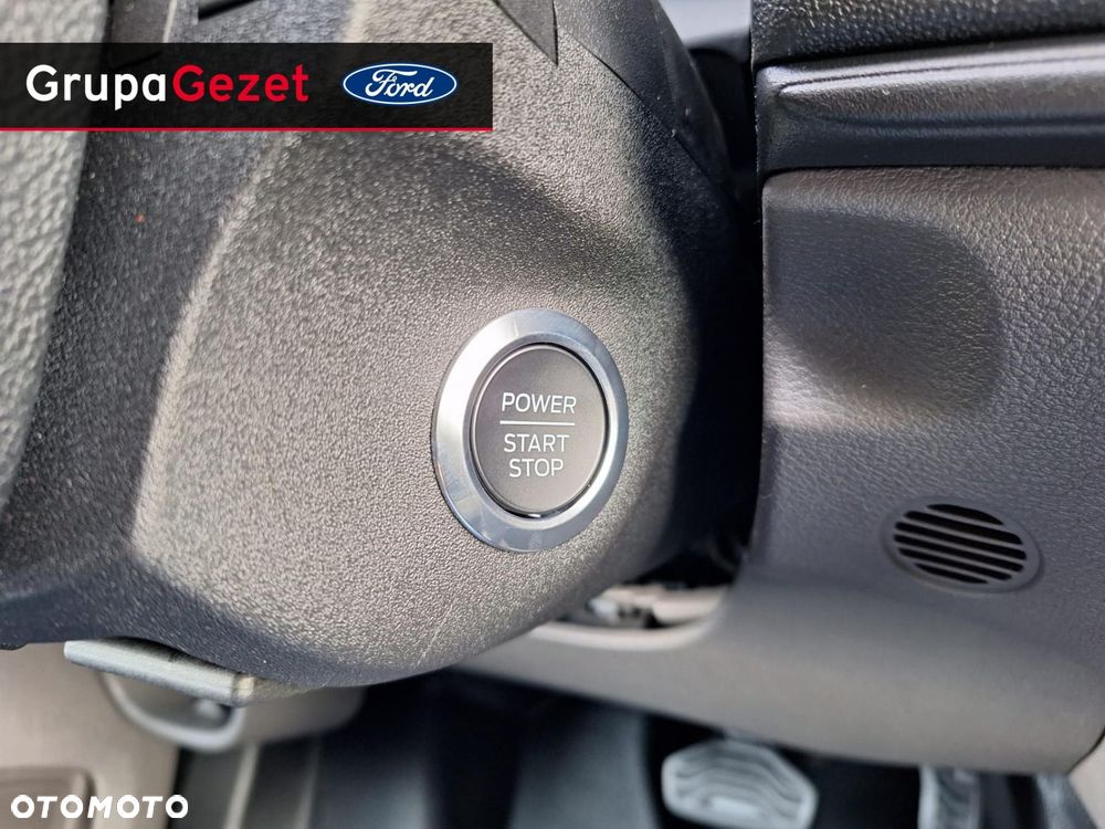 Ford Transit - 12