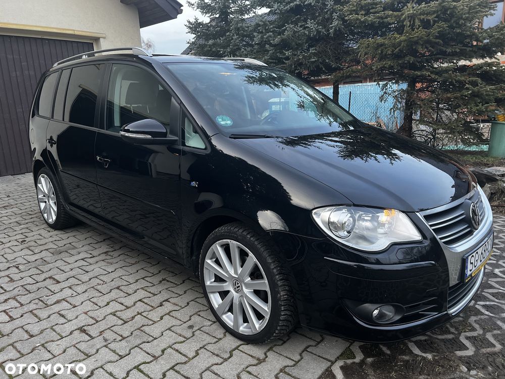Volkswagen Touran - 5