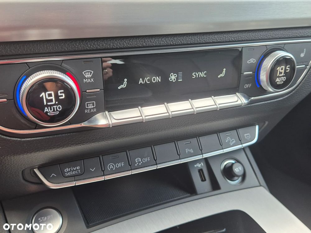 Audi Q5 Sportback 40 TDI mHEV Quattro S Line S tronic - 23