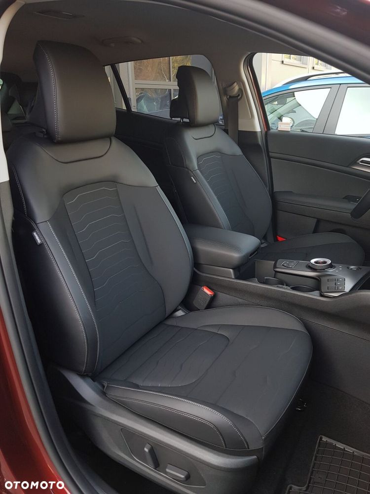 Kia Sportage 1.6 T-GDI HEV Anniversary 2WD - 25