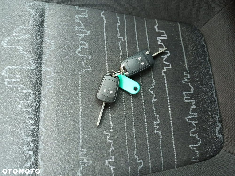 Opel Meriva - 22