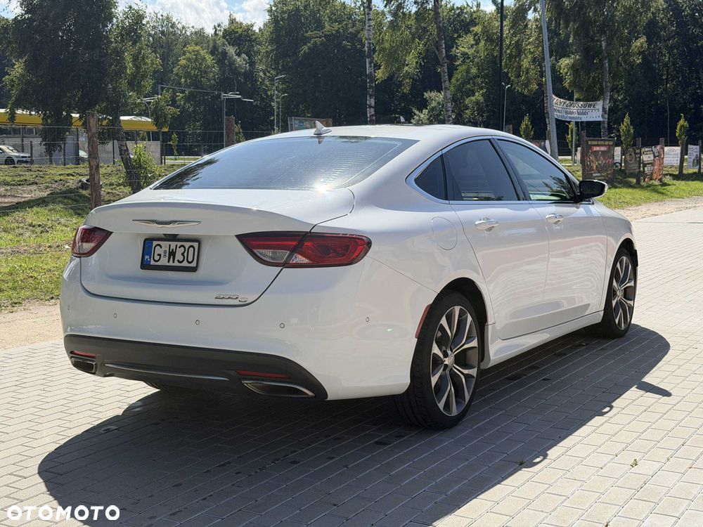 Chrysler 200 - 3