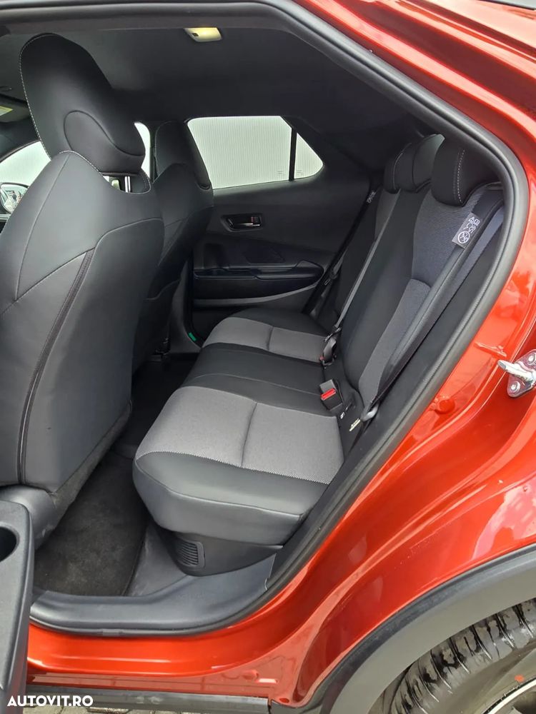 Toyota C-HR 2.0 PHEV 223 CP 4x2 CVT Exclusive - 2