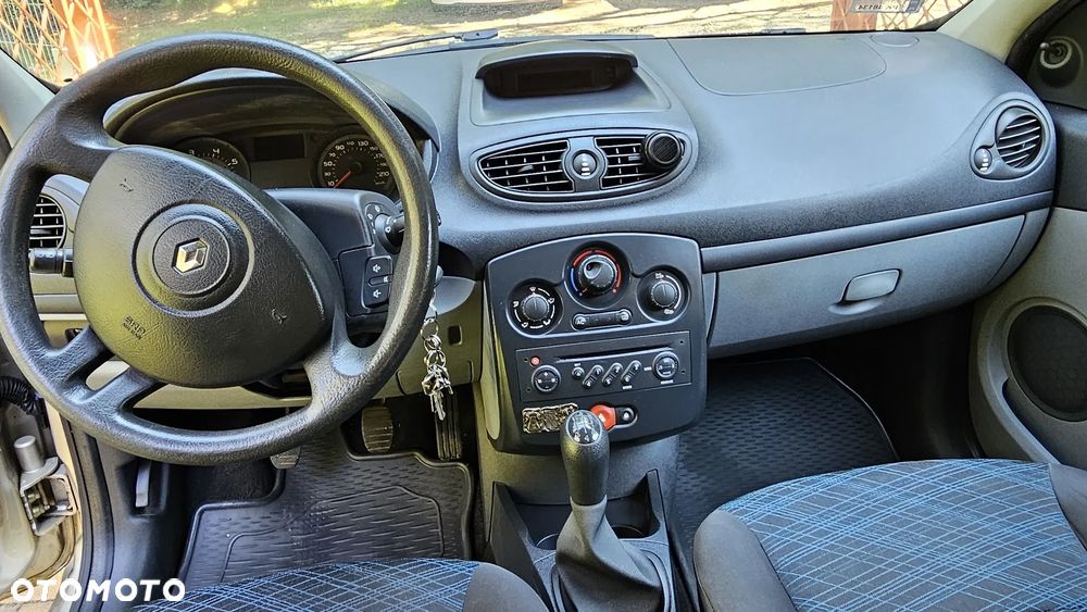 Renault Clio 1.2 16V All Inclusive - 11
