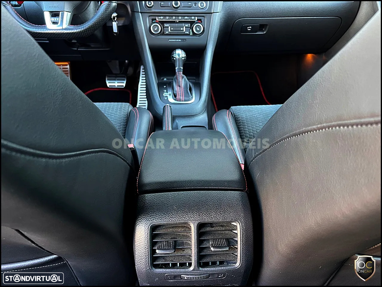 VW Golf 2.0 TSi GTI EDITION 35 DSG - 24