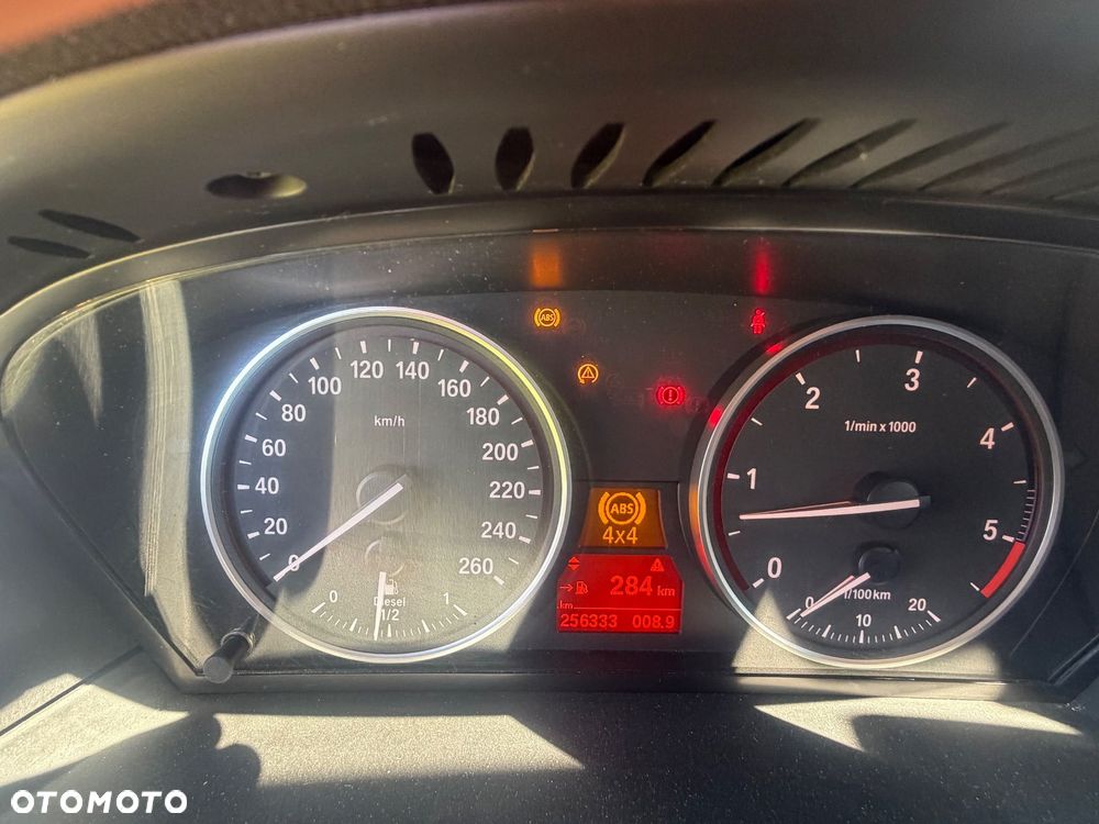 BMW Seria 5 530d xDrive - 8