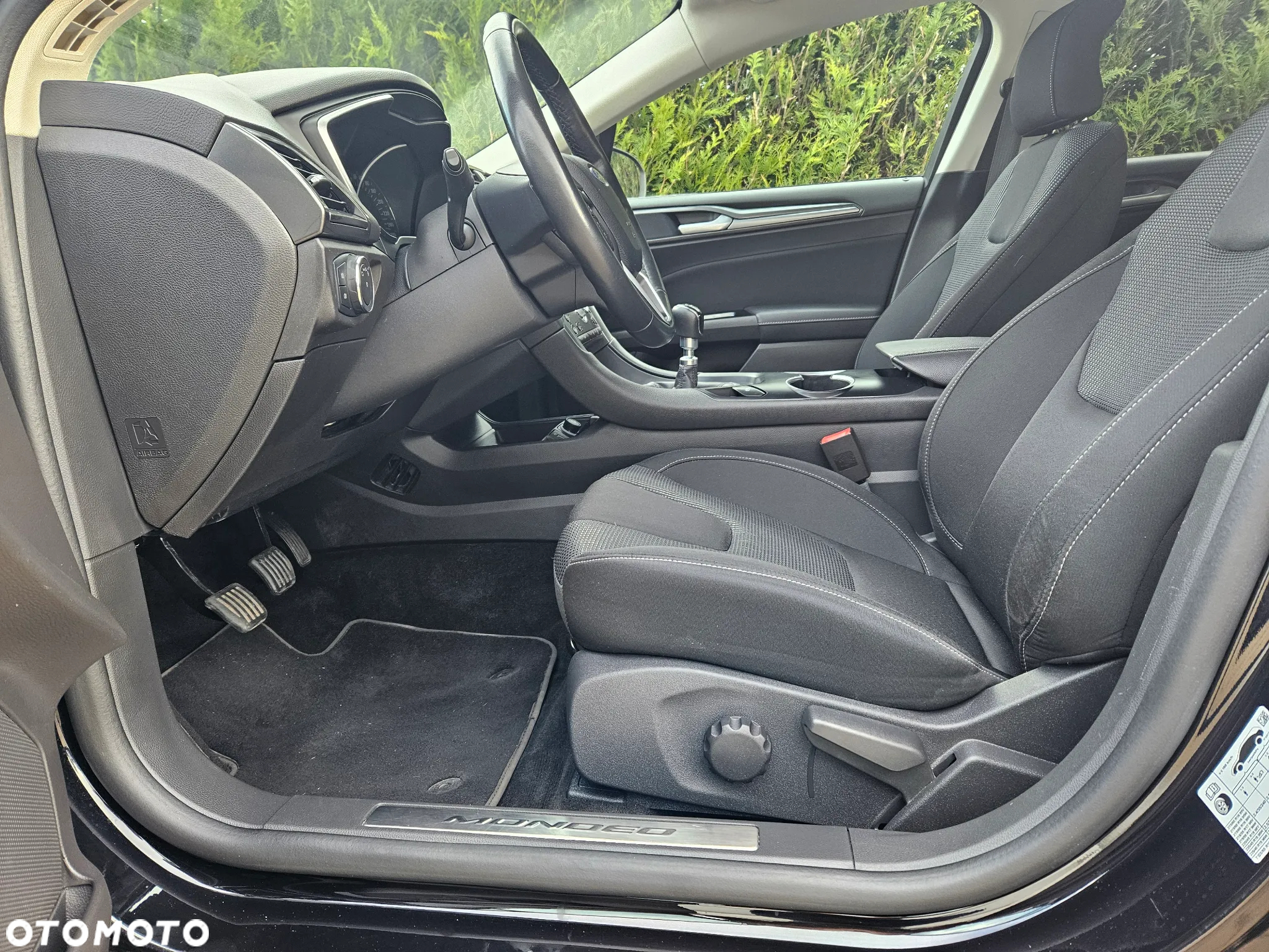 Ford Mondeo - 15