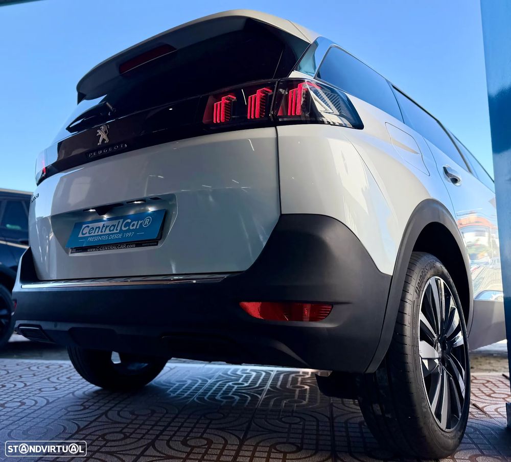 Peugeot 5008 1.2 PureTech Allure EAT8 - 11
