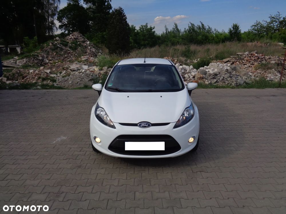 Ford Fiesta 1.25 Titanium EU5 - 11