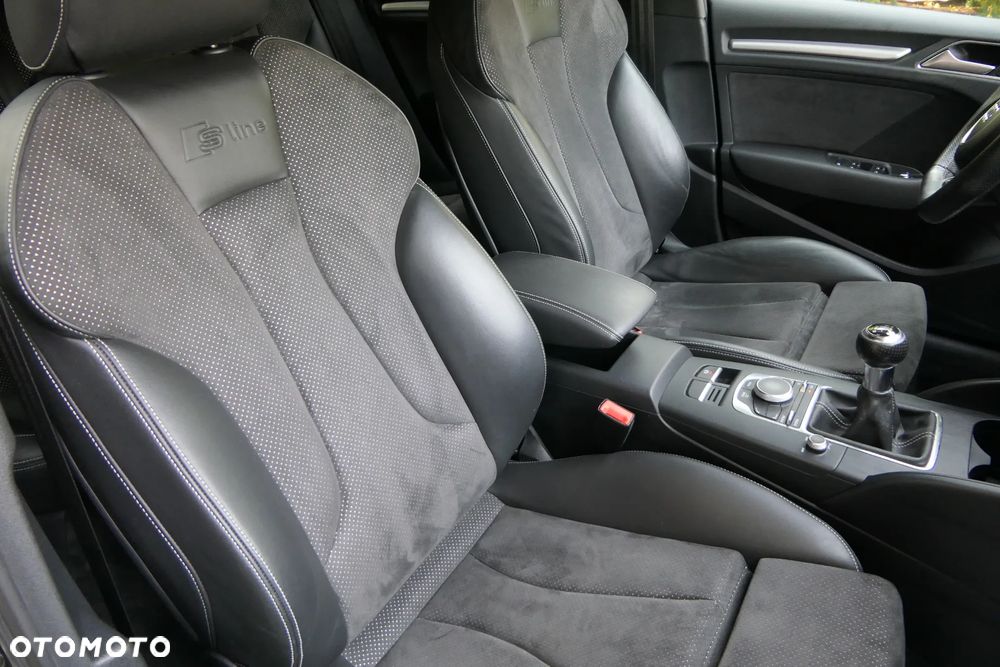 Audi A3 Sportback 1.4 TFSI cylinder on demand S line Sportpaket - 24