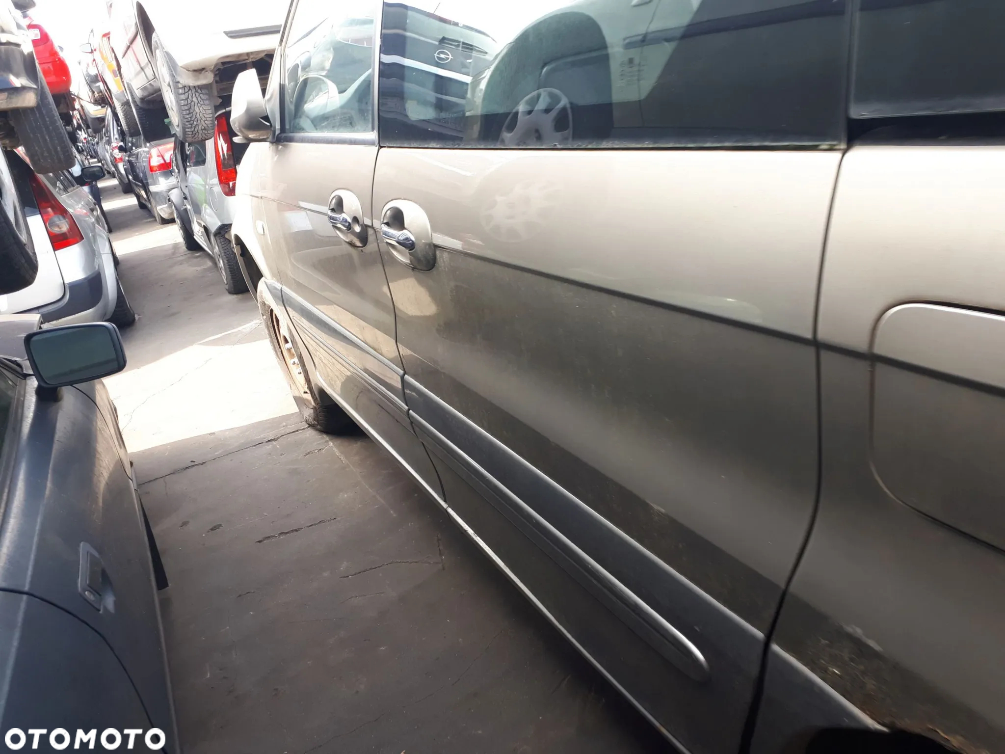 KIA CARNIVAL I LIFT 01-05 MASKA PRZÓD PRZEDNIA KOMPLETNA - 13