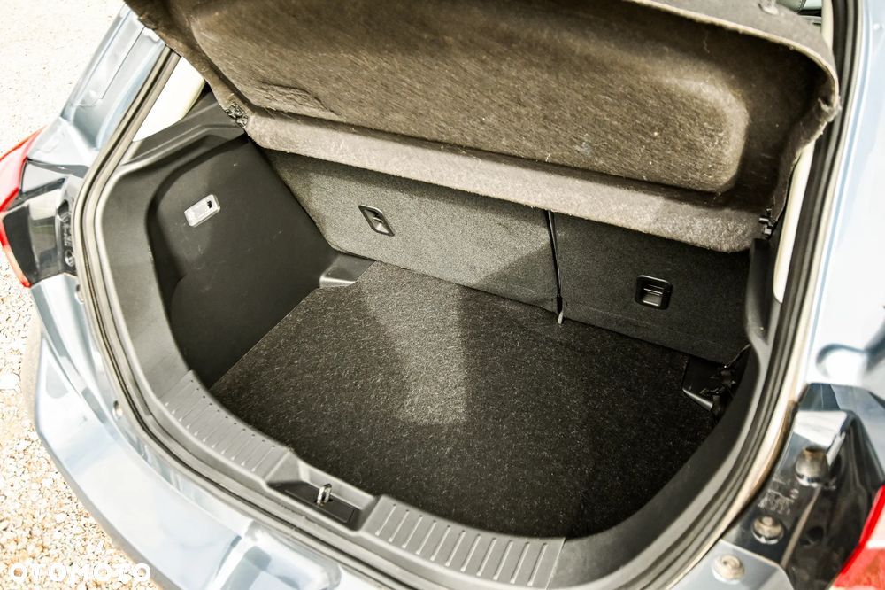 Mazda 2 SKYACTIV-G 90 Exclusive-Line - 39