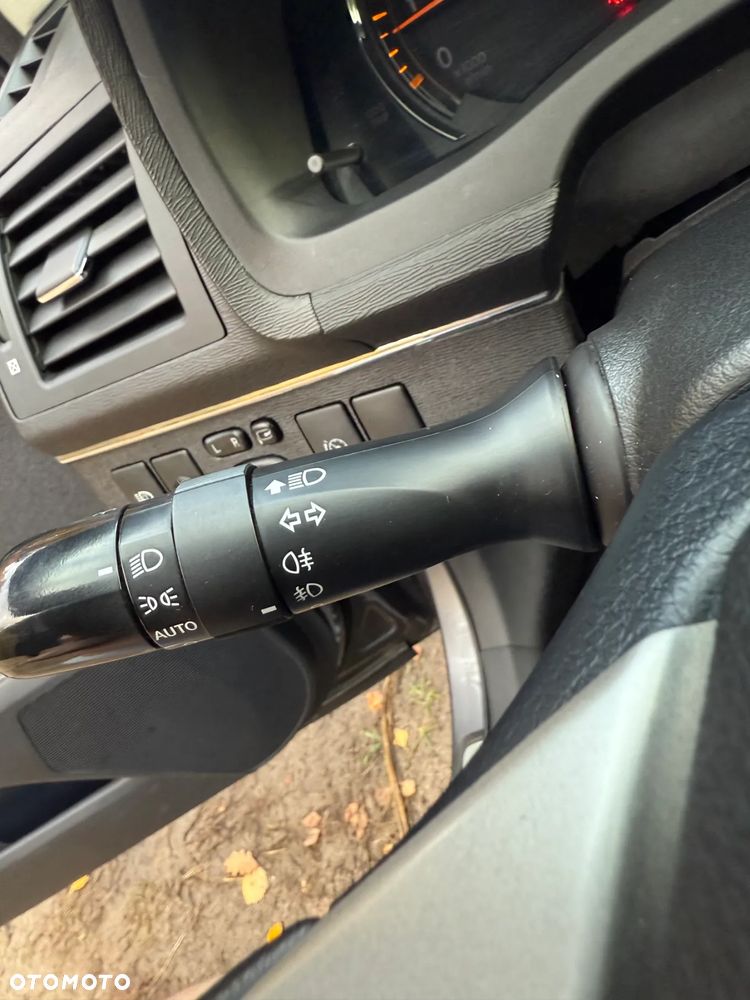 Toyota Avensis 1.8 Sol plus EU5 - 29