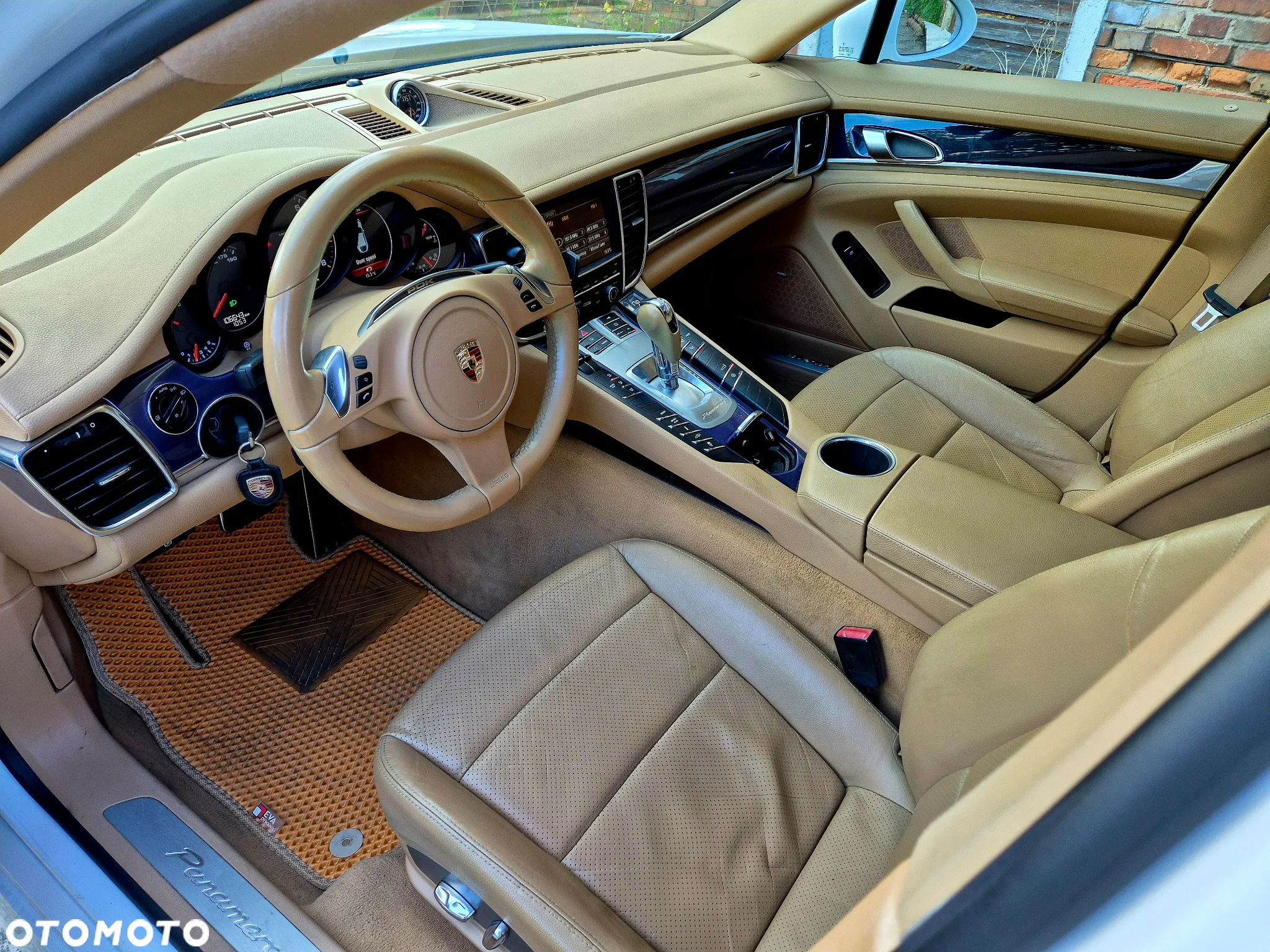 Porsche Panamera PDK - 17