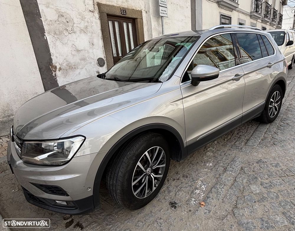 VW Tiguan - 16