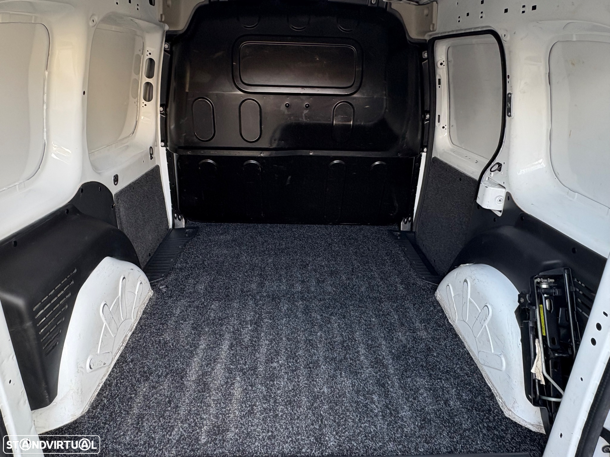 Mercedes-Benz Citan 109 CDi IVA dedutível - 13