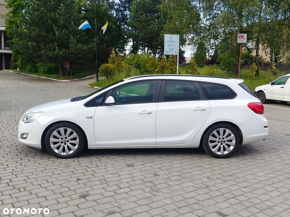 Opel Astra 1.4 T Cosmo - 3