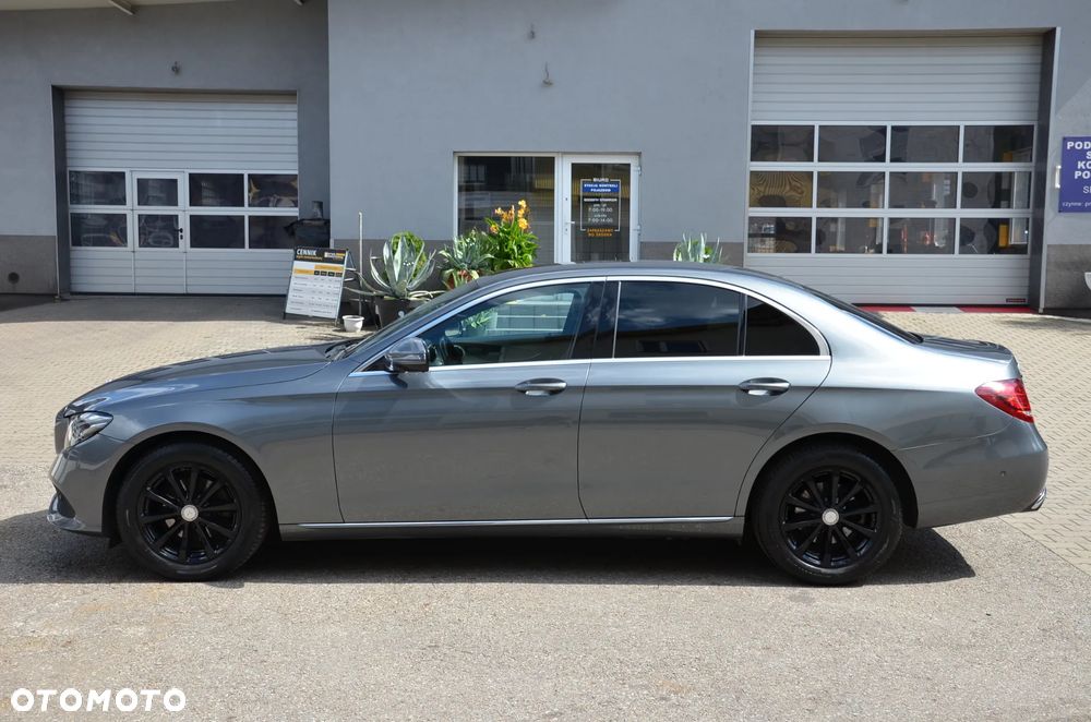 Mercedes-Benz Klasa E 220 d 9G-TRONIC - 5