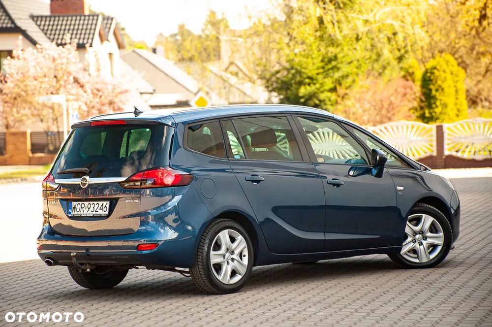 Opel Zafira 2.0 D (CDTI ecoFLEX) Start/Stop Active - 16