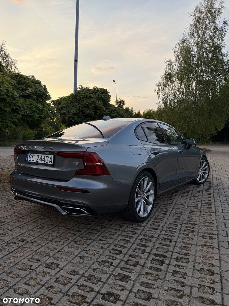 Volvo S60 T5 Momentum Pro - 10