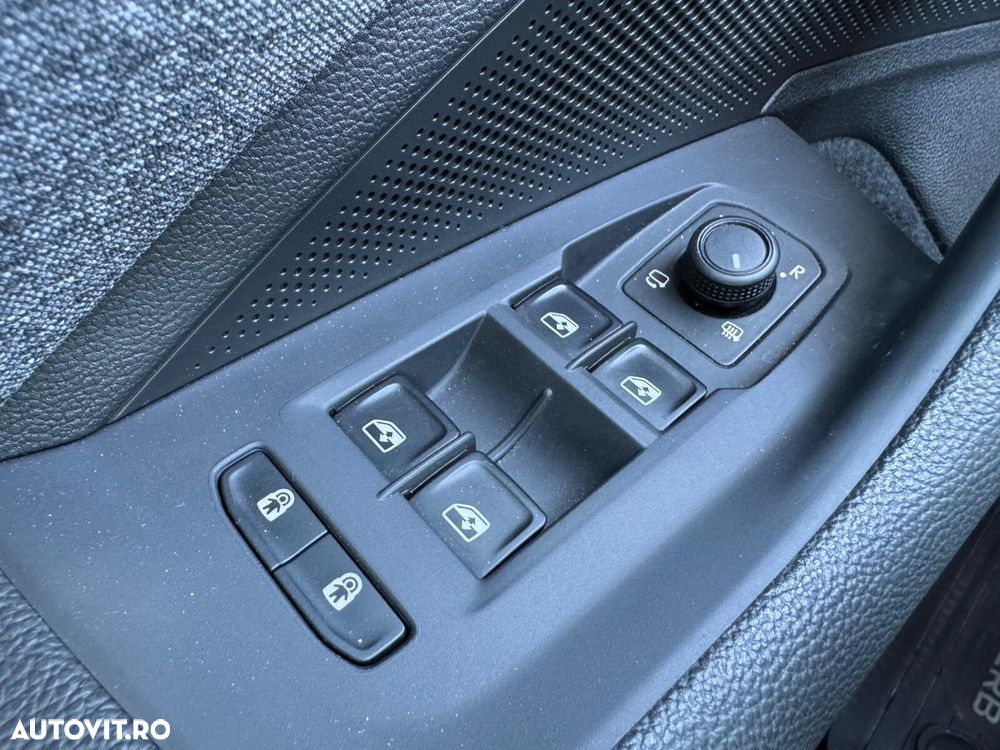 Skoda Superb 2.0 TDI DSG Ambition - 25