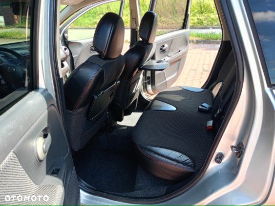 Nissan Note 1.5 dci more - 8