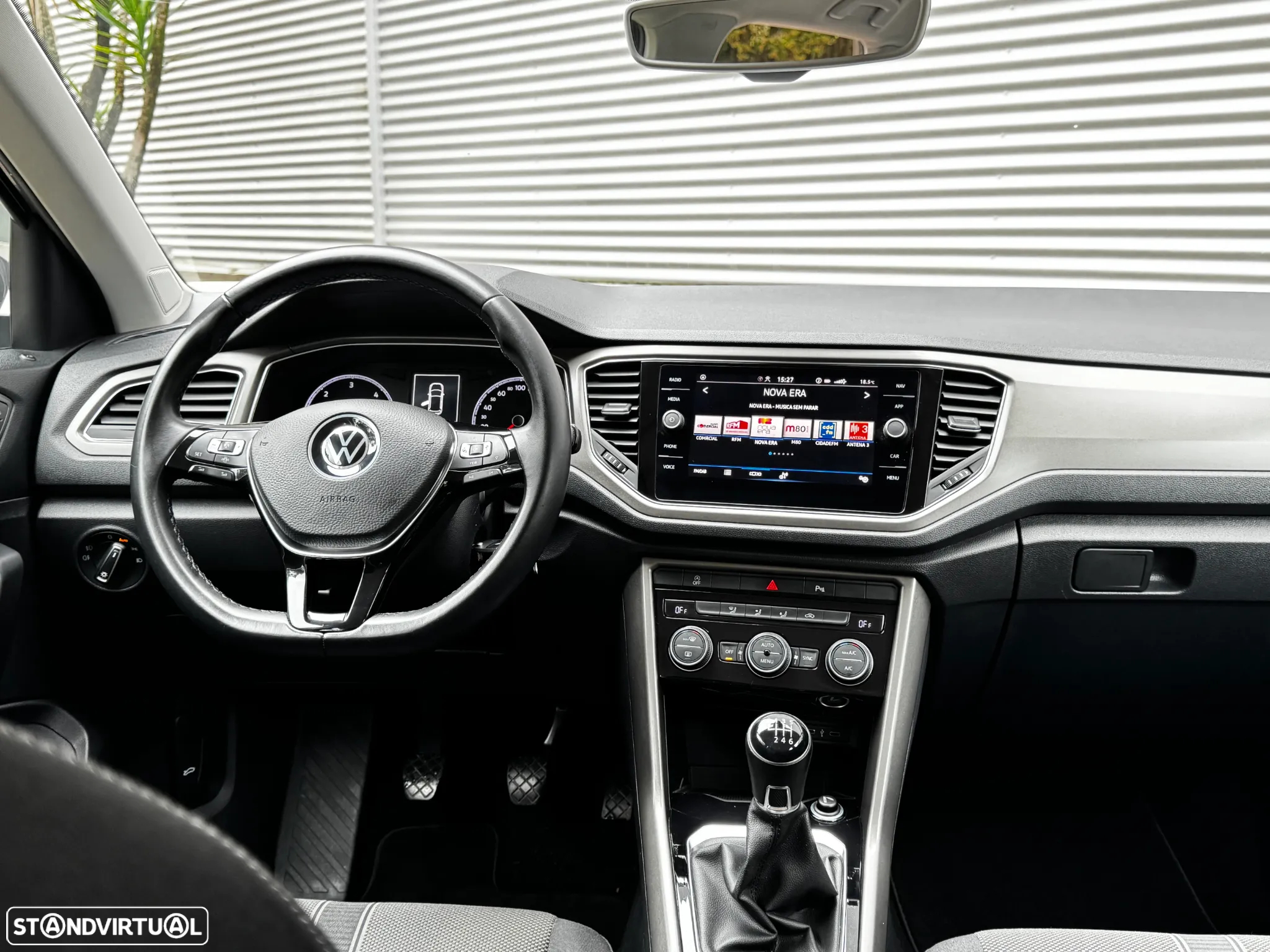 VW T-Roc 1.6 TDI Style - 25