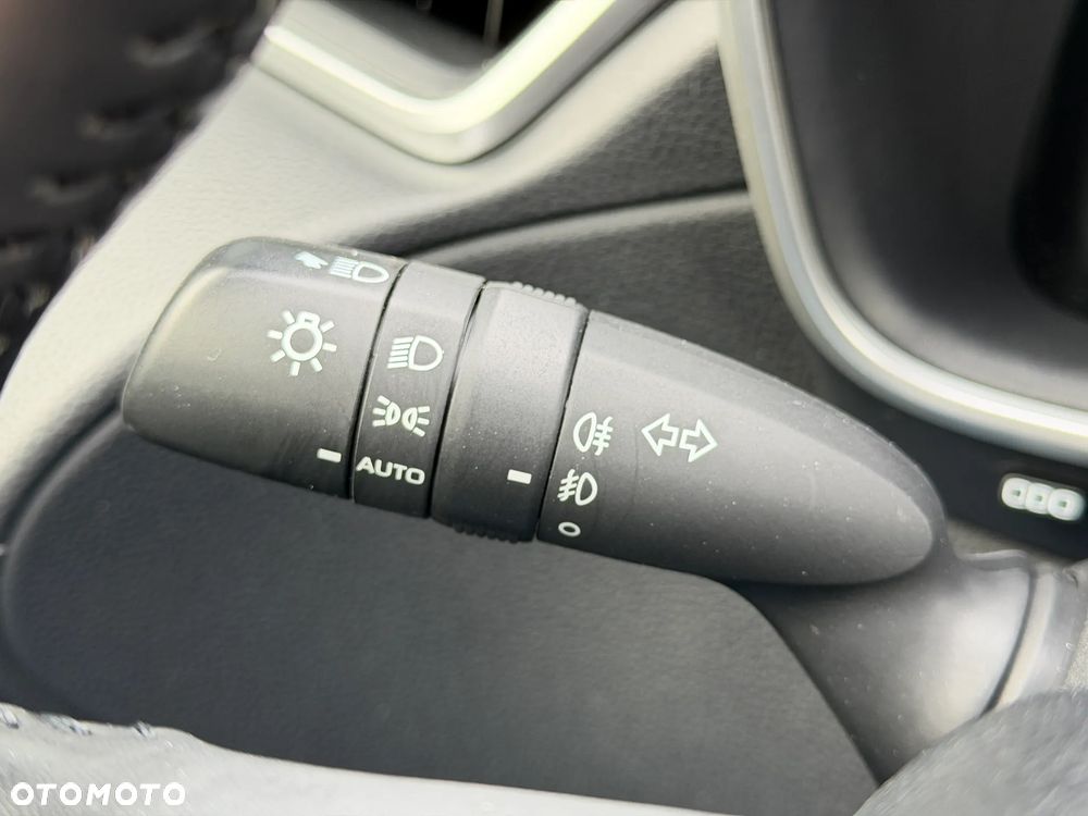 Toyota Corolla Cross 2.0 Hybrid Premiere Edition - 17