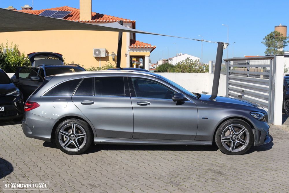 Mercedes-Benz C 300 de AMG Line - 19